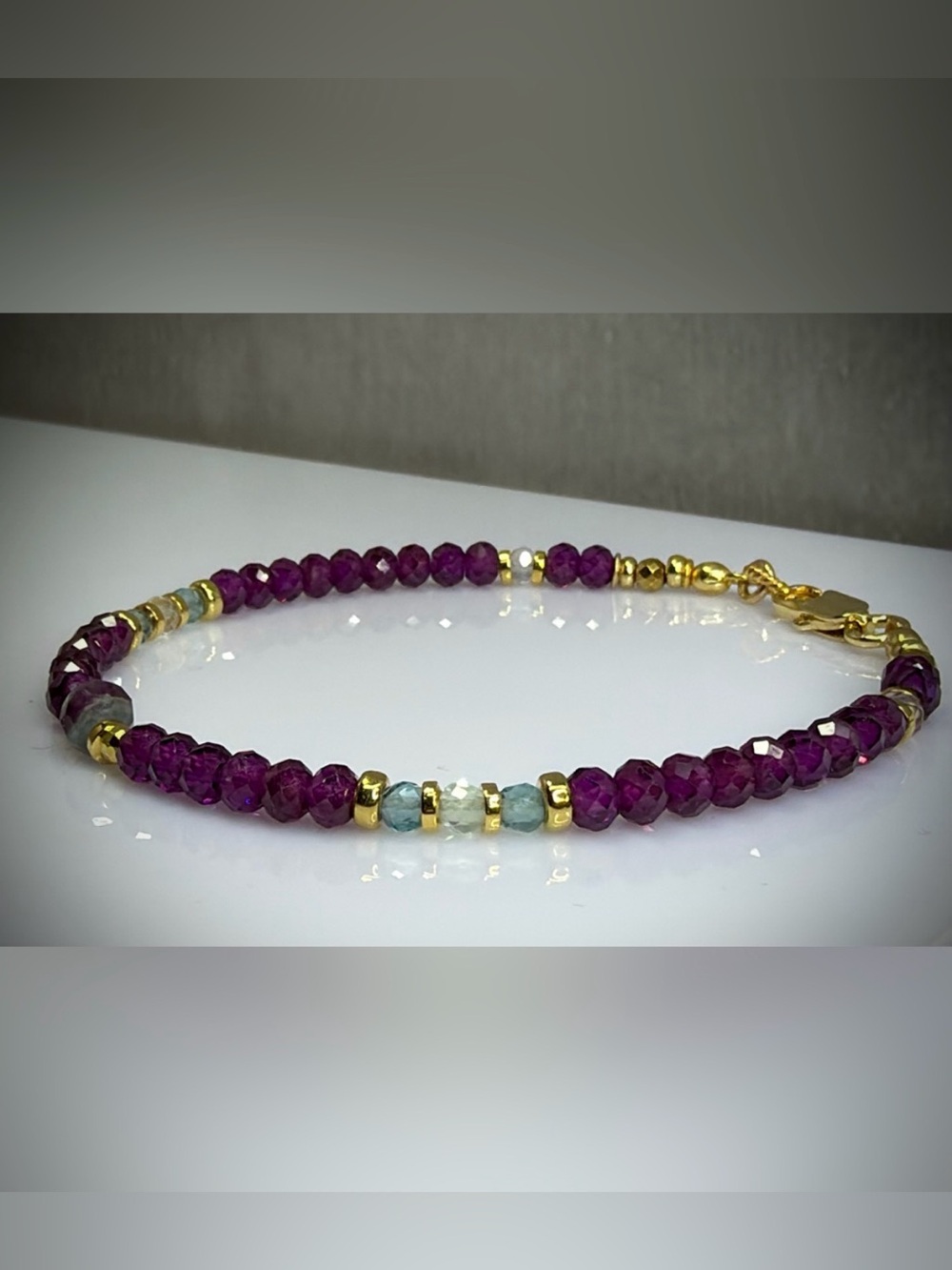 💜ONE OF A KIND💜
Deep Purple Garnet & Fluorite Focal Bracelet in 18k Gold FiIl - Picture 4 of 5